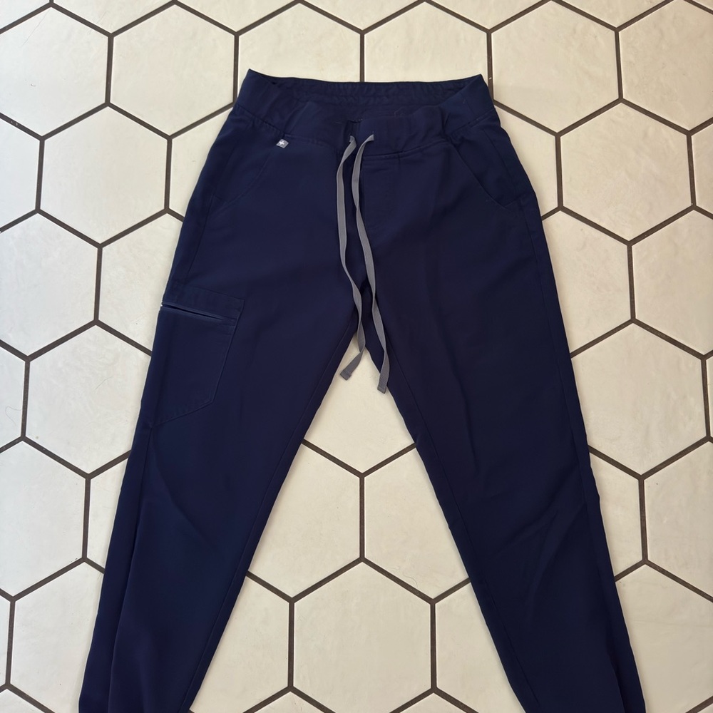 Women’s small Navy Scrub Pants
